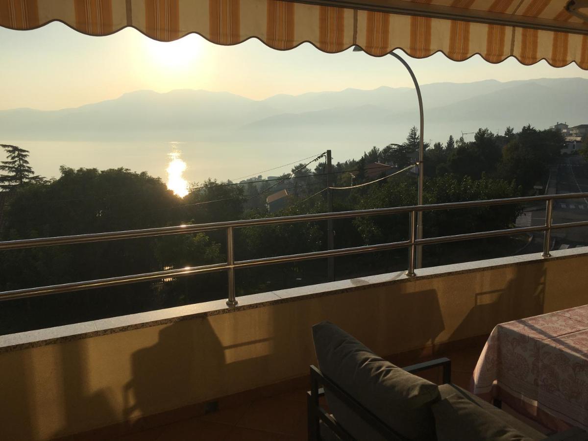 Swimming Apartment Rijeka Exterior photo