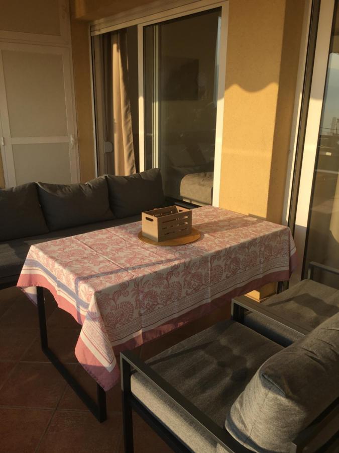 Swimming Apartment Rijeka Exterior photo